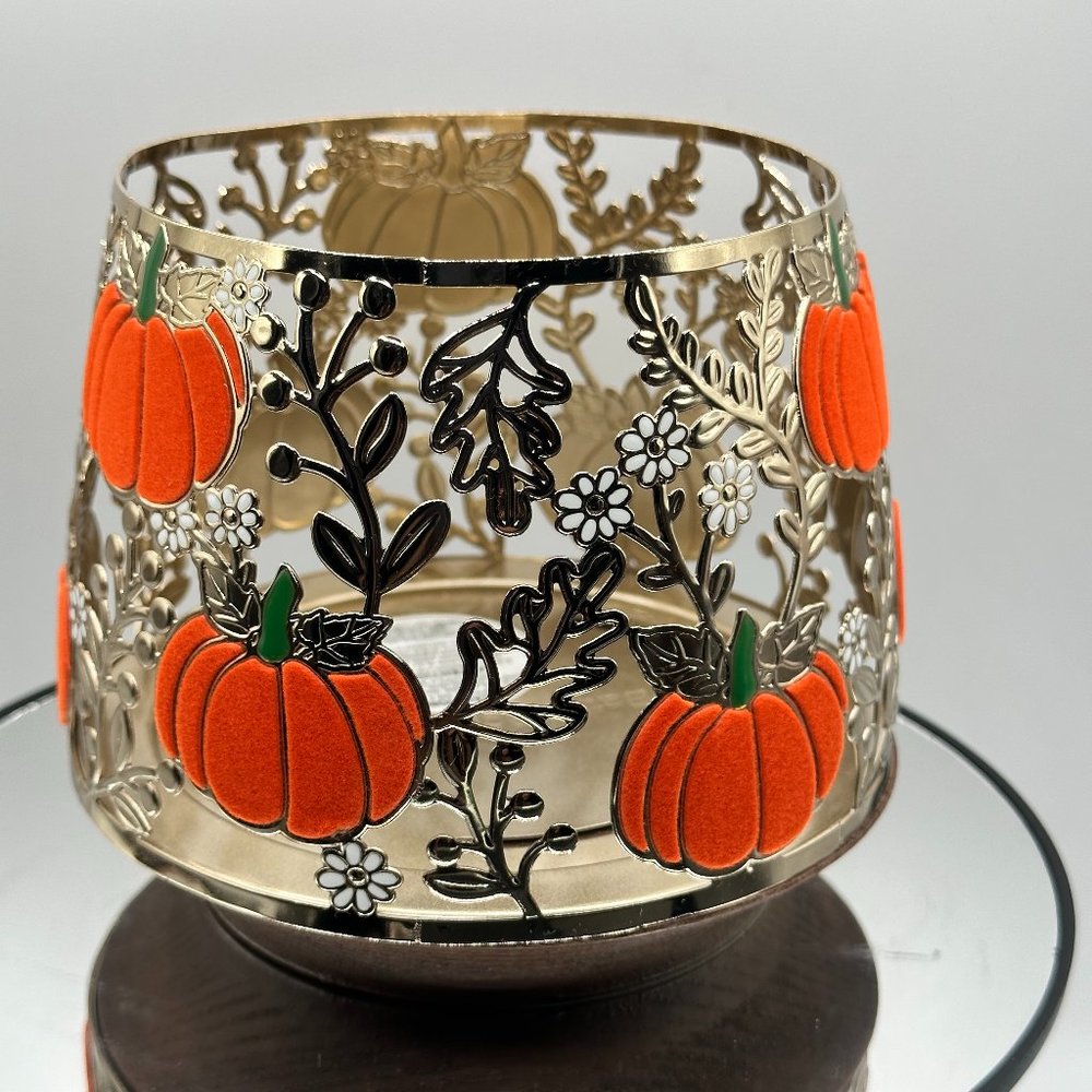 Bath & Body Works Pumpkins and  Foliage 3 Wick Metal Candle Holder NEW